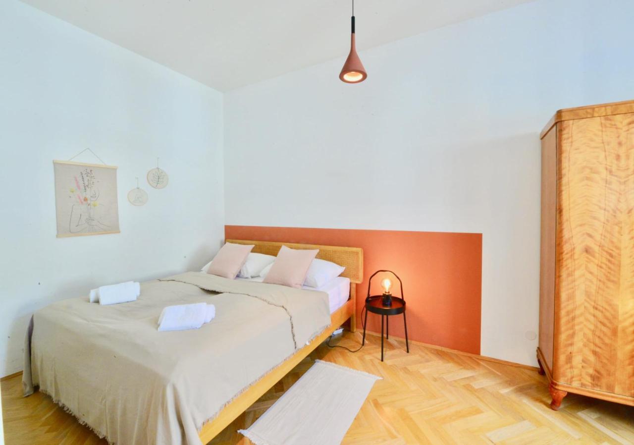 Beautiful Flat Next To Karlskirche Vienne Extérieur photo