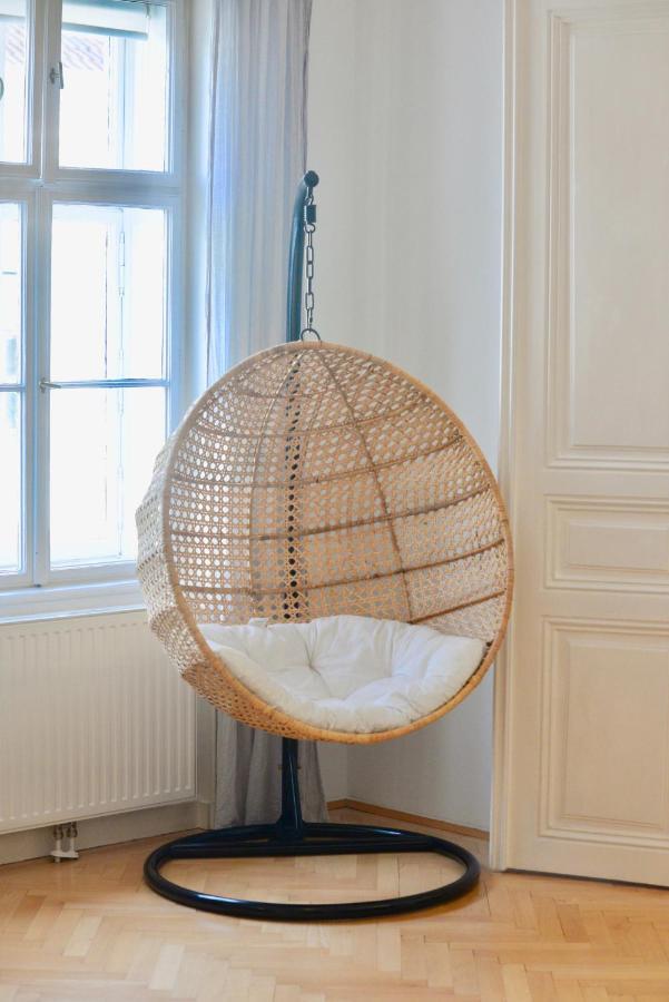 Beautiful Flat Next To Karlskirche Vienne Extérieur photo